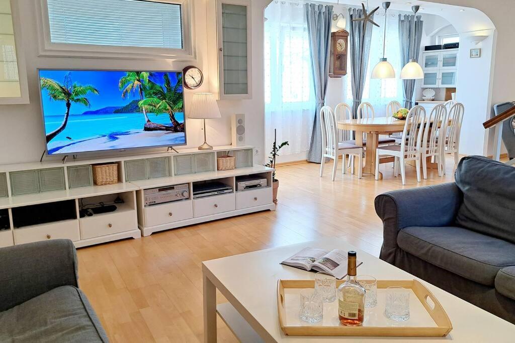Ellity Apartment Crikvenica Ngoại thất bức ảnh
